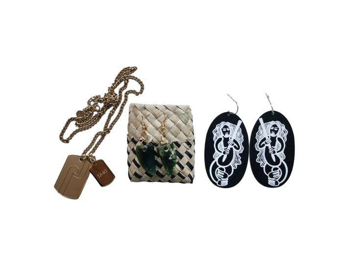 accessories-jewllery-maori-grandchild.jpg