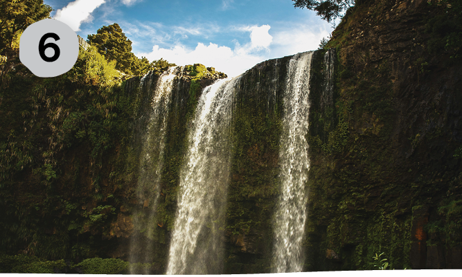 adventurous_getaway_whangarei_falls.png