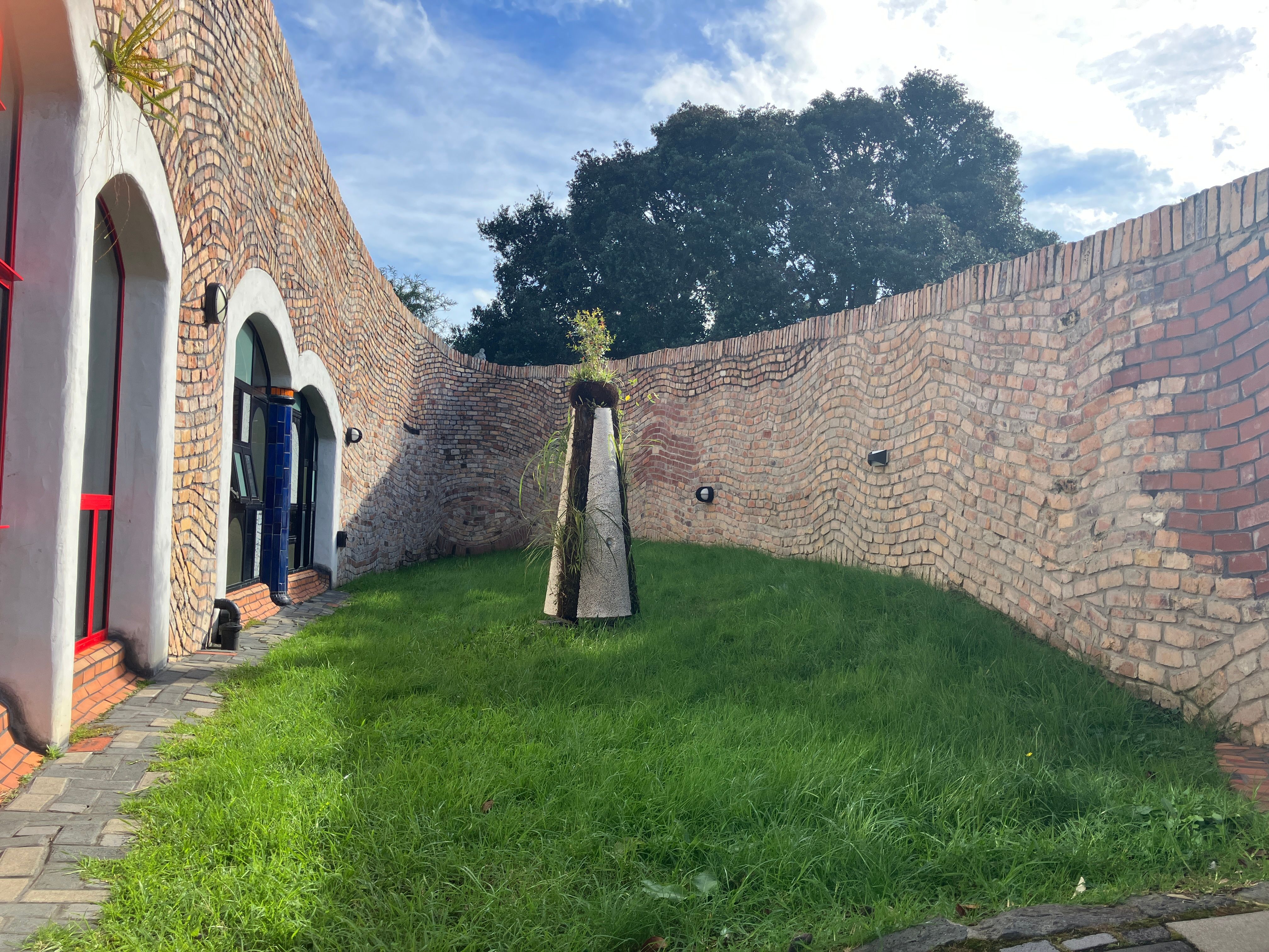 ellis-1782784150.jpg