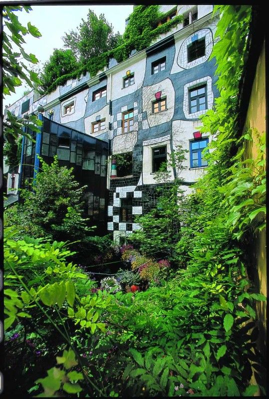 hundertwasser-the-architectural-doctor-image-1-1752190062.jpg