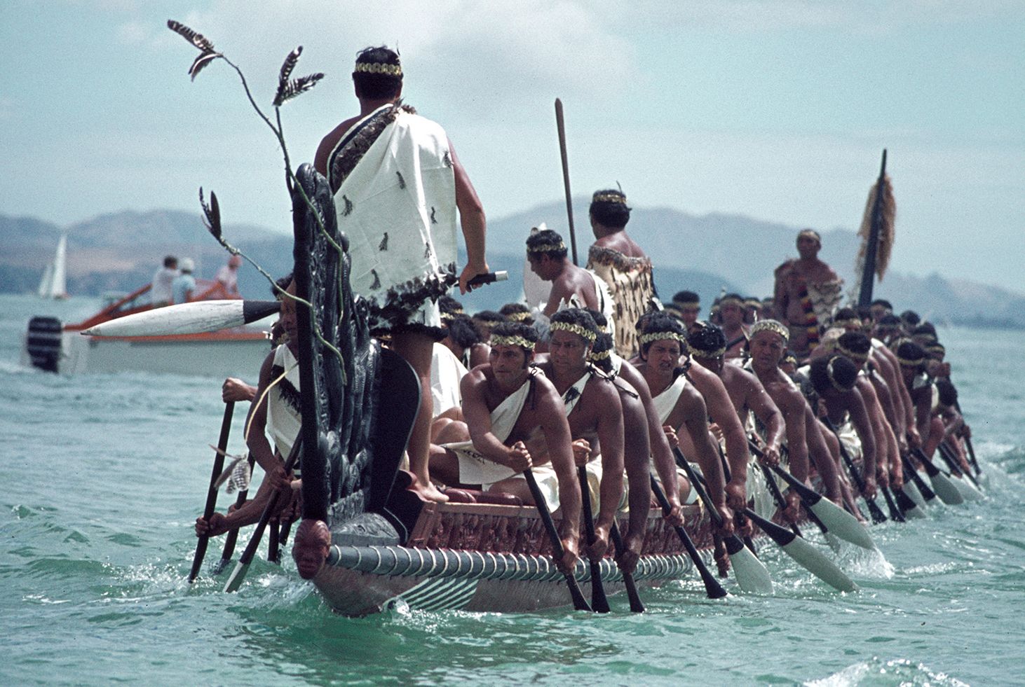 John-Miller-The-Launch-of-Ngatokimatawhaorua-1974---1-1643248586.jpg